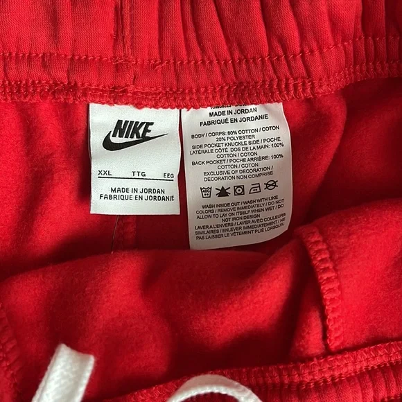 NWT Nike Menβs Red Standard Fit Sweat Shorts sz XXL - Picture 4 of 12